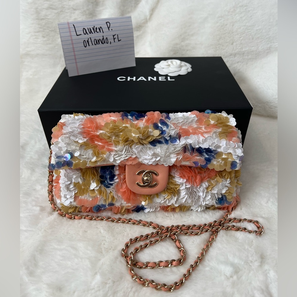New Never Used Chanel Medium Peach Sequin Flap Bag with Chain